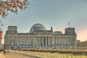 Turbo-Einbürgerung, EU-Asyl, Abschiebungen nach Syrien - Das diskutiert der Bundestag nächste Woche